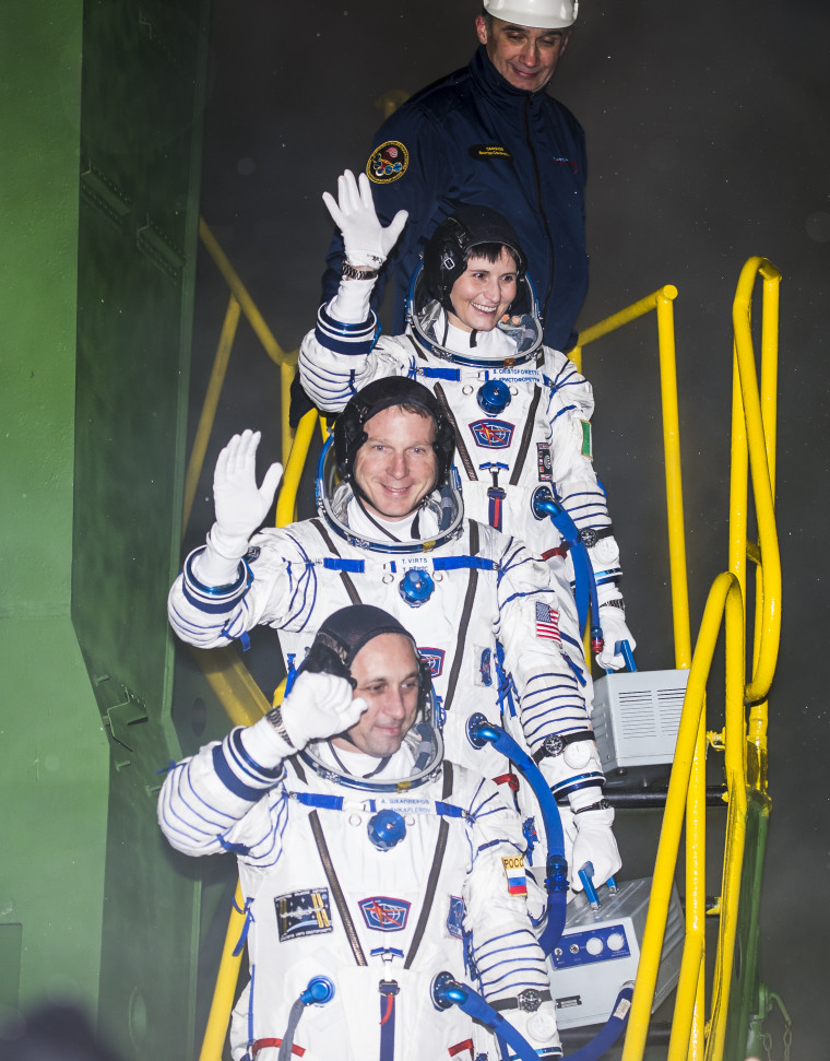 Expedition 42 Launch