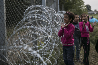 gyoda_kerites_menekult_migrans_roszke_horgos