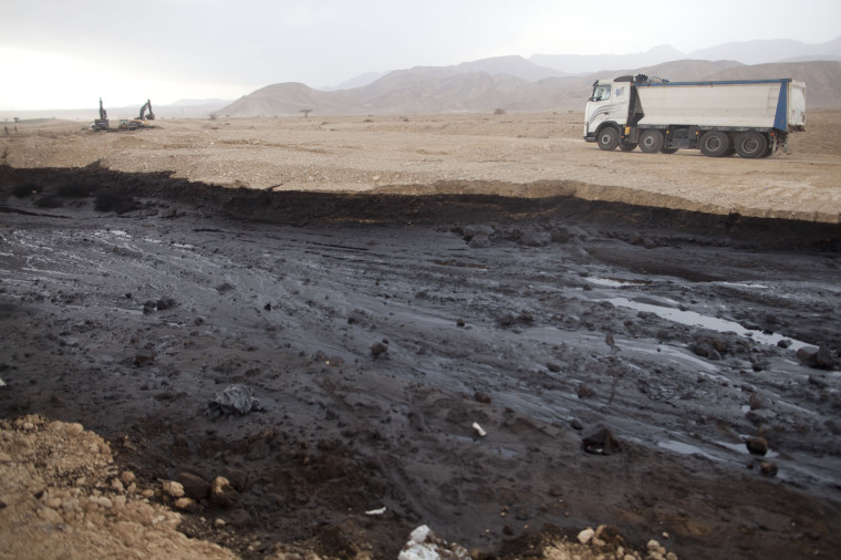 Millions Of Liters Of Crude Oil Spill In Israel's Arava Desert