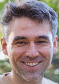 Holló Krisztián Zoltán